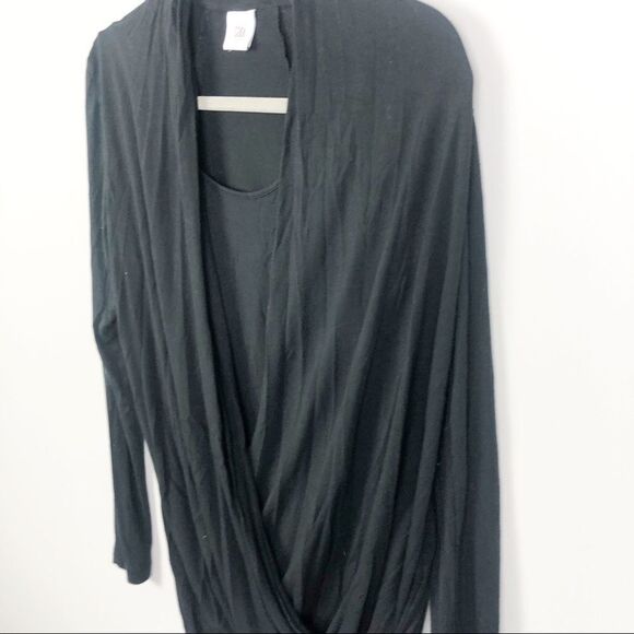 CABI | Long Sleeve Fickle Tee Wrap Front Black S - Picture 4 of 10